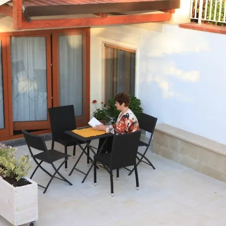 Alojamento de Acomodação e Pequeno-almoço Solacium 4*